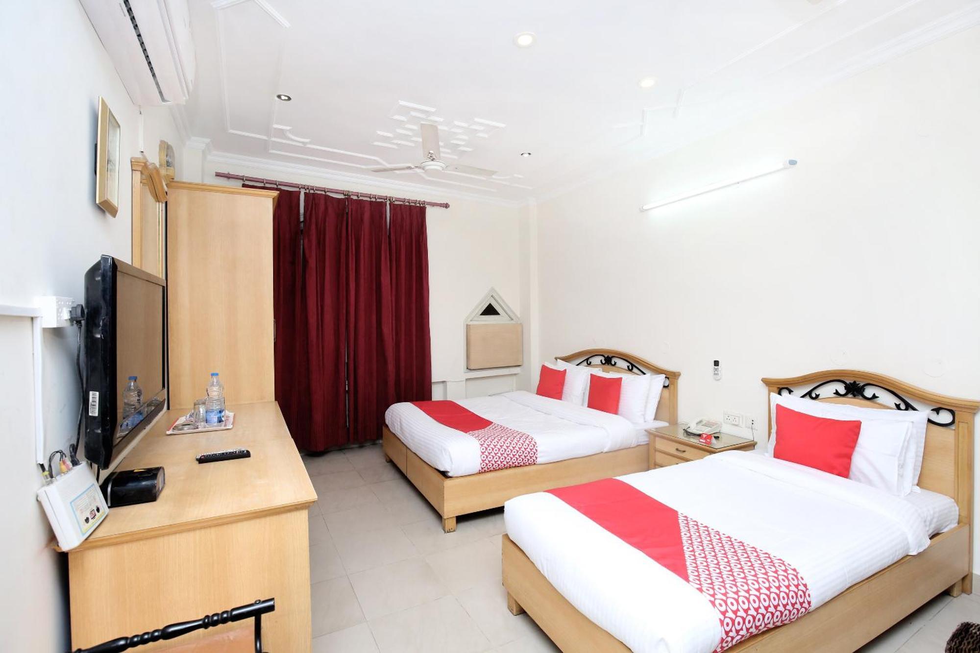 Hotel O Le Bon Ton لوديانا المظهر الخارجي الصورة